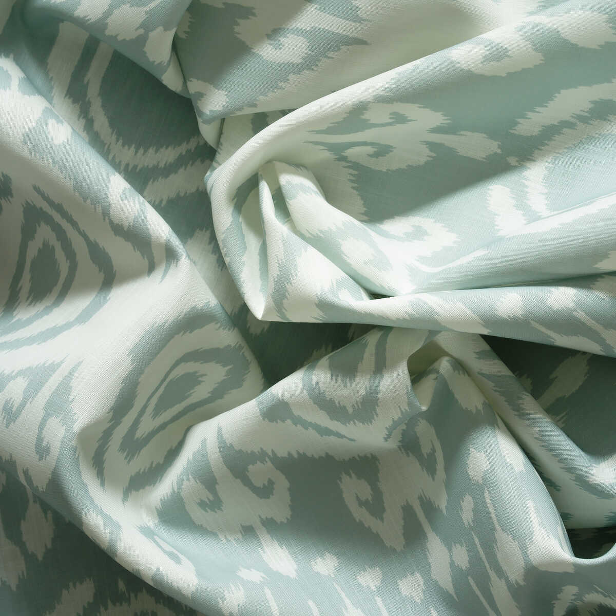 Volcano Outdoor - Ice - KRAVET COUTURE Fabric