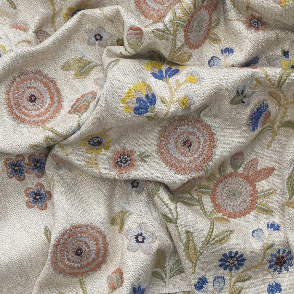 Fable - Woodland - KRAVET COUTURE Tela