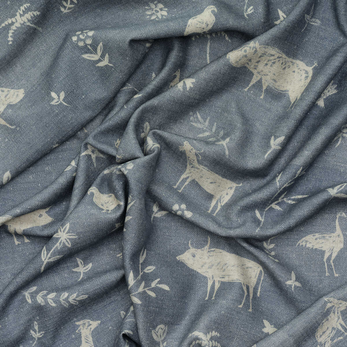 Avebury - Denim - KRAVET COUTURE Tela