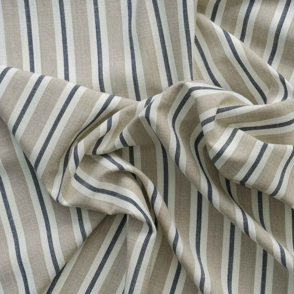 Am1004935160 Coast Sand Navy Kravet Couture Fabric - KRAVET COUTURE Fabric