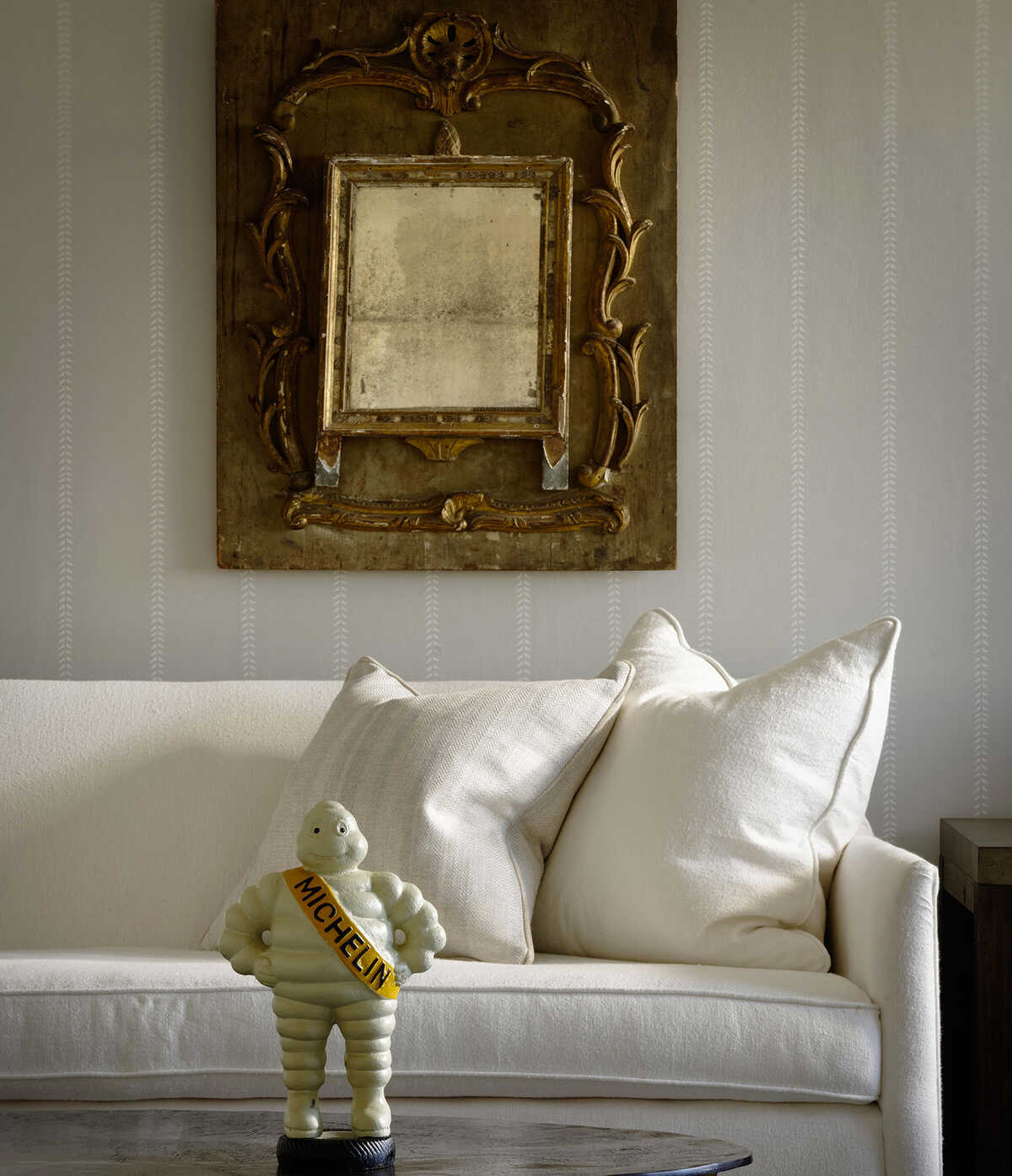 Atlas - Haze - KRAVET COUTURE Wallpaper
