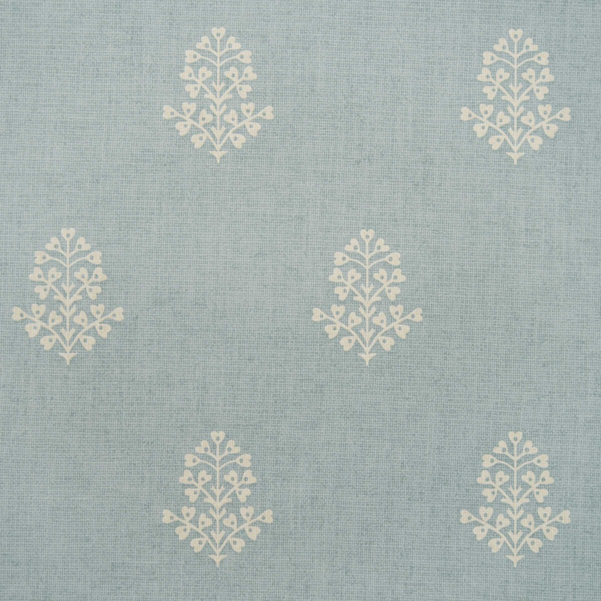 Cow Parsley - Sky - KRAVET COUTURE Papel pintado