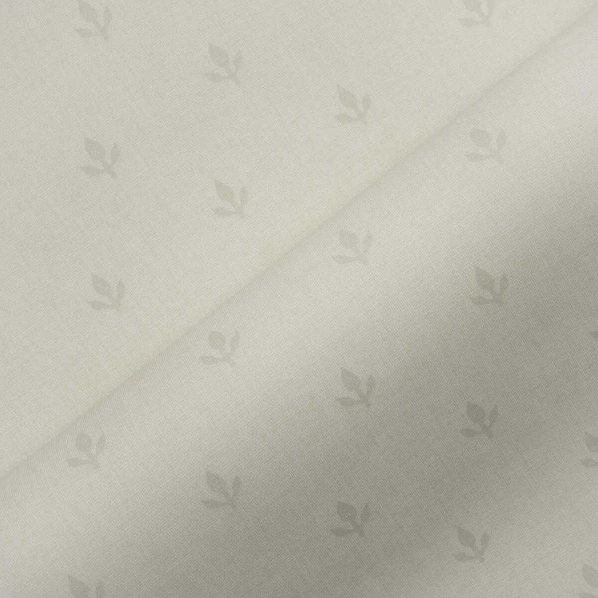 Crocus - Marl - KRAVET COUTURE Wallpaper