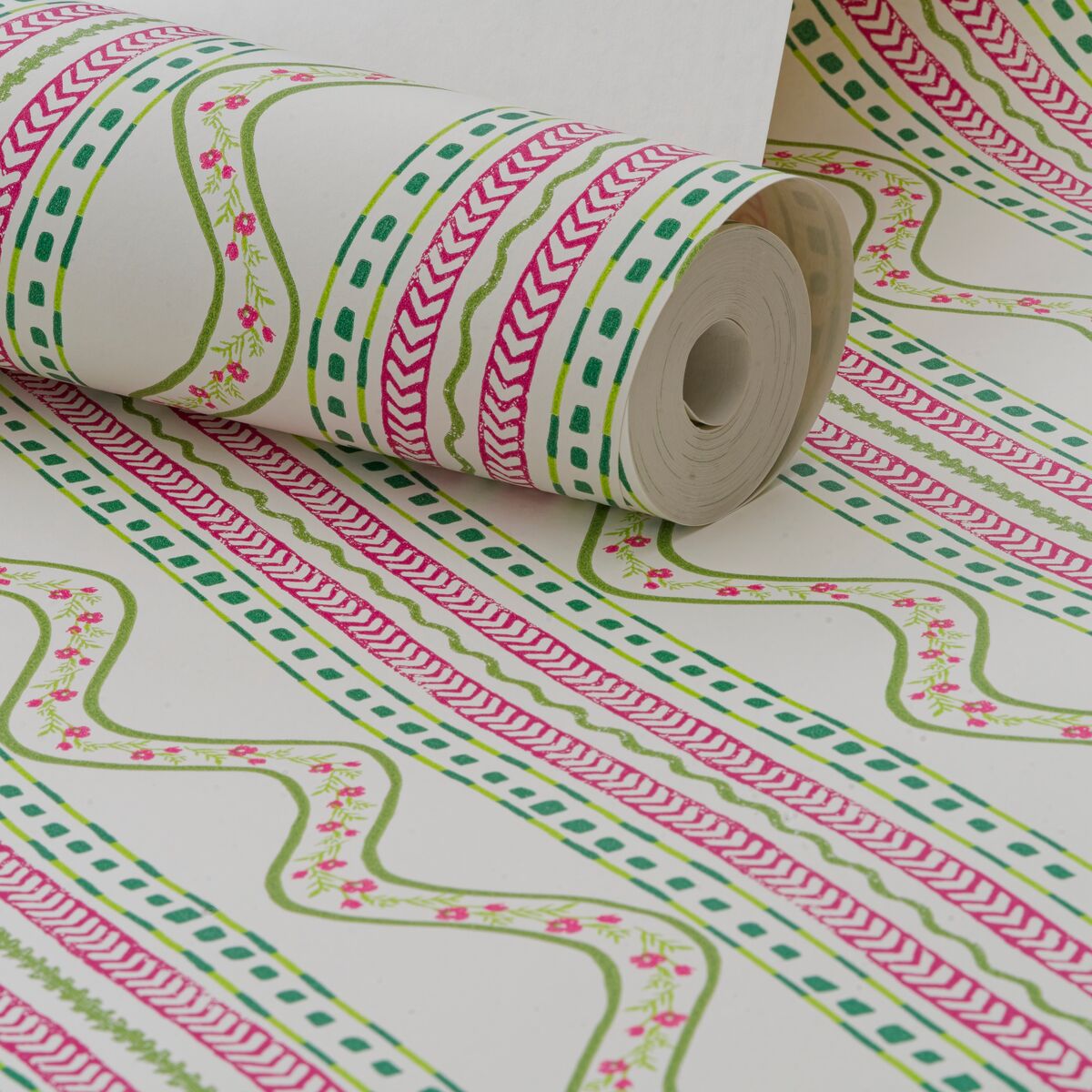 Flow Wp - Millstream - Kravet Couture Wallpaper
