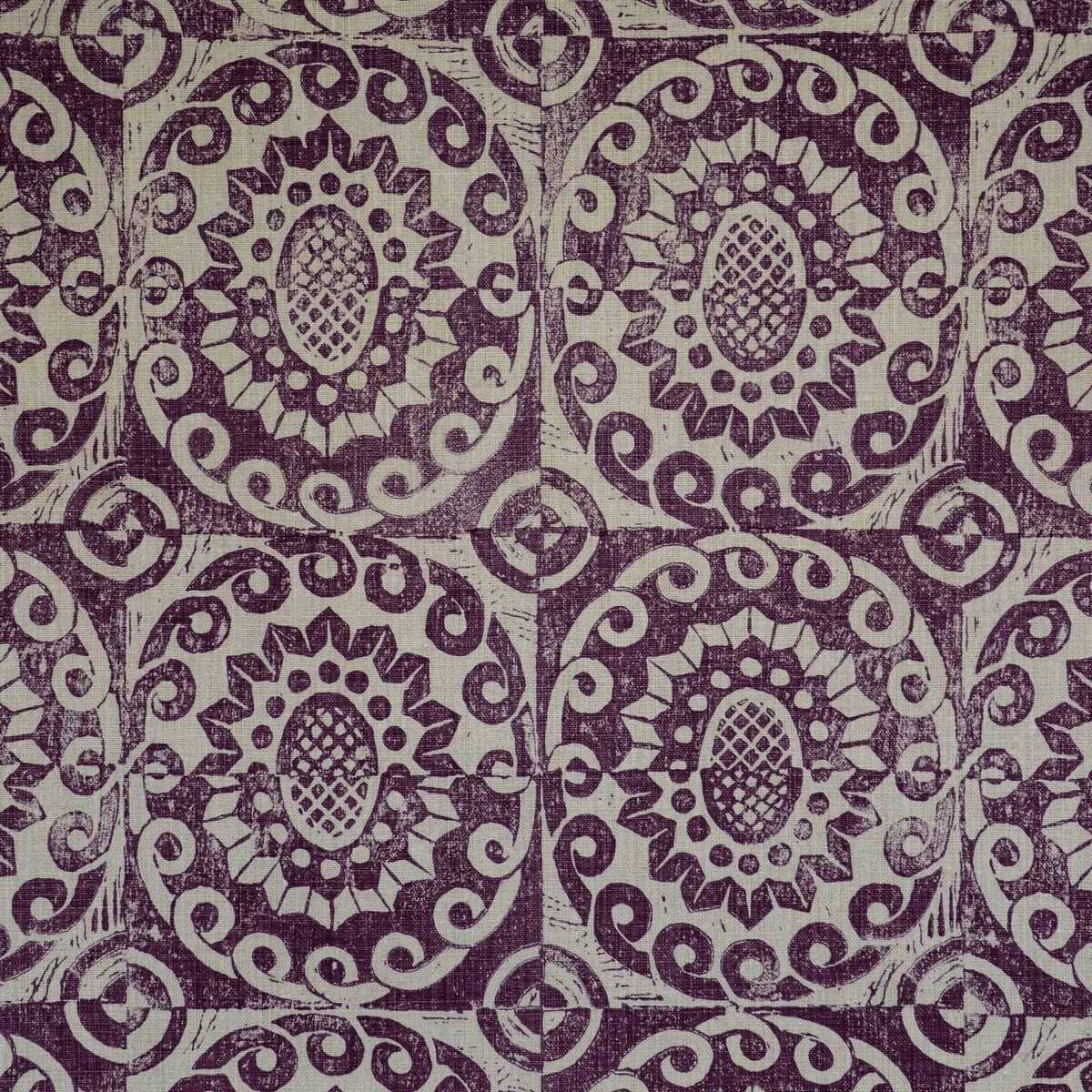 Pineapple On Rustic - Aubergine - LEE JOFA Fabric