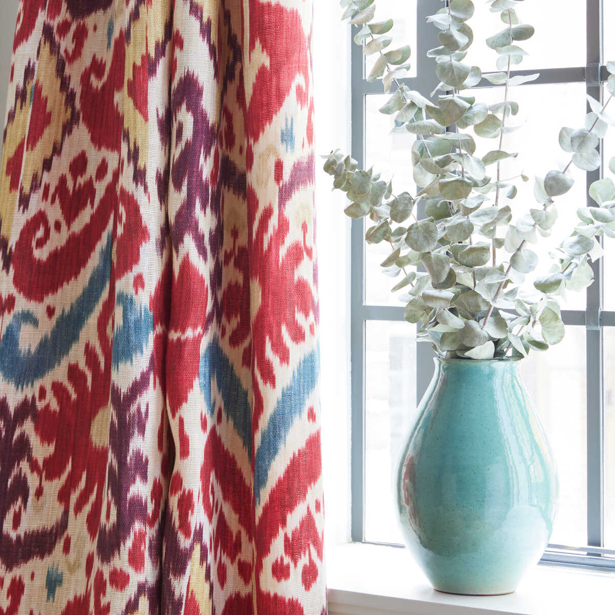 Kamara - Red - LEE JOFA Fabric