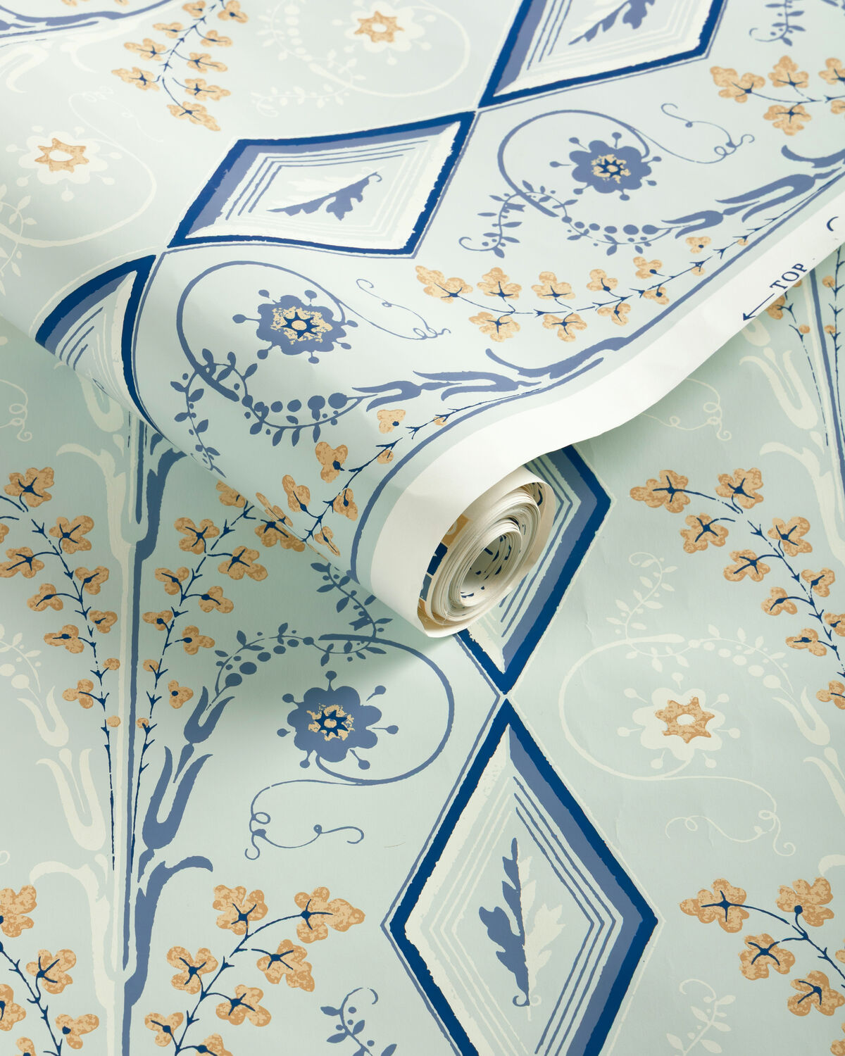 Gallier Diamond - Sky - Brunschwig & Fils Wallpaper