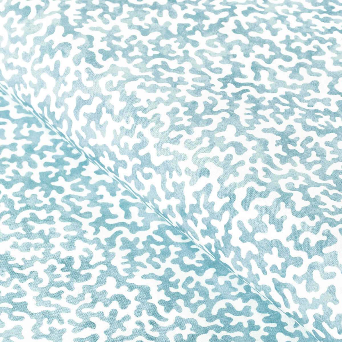 Coralcoast - Pool - KRAVET BASICS Fabric