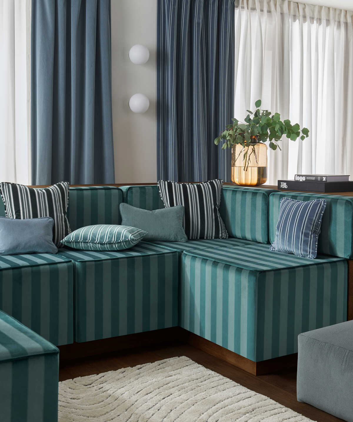 Wilmott - Ebony - CLARKE AND CLARKE Fabric