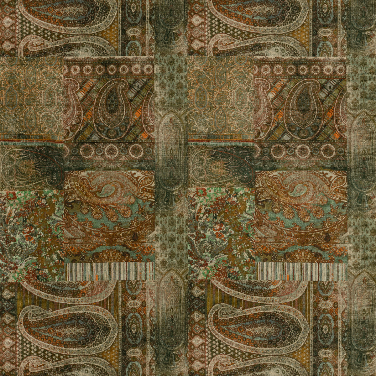 Lomond Velvet - Emerald - FD265.S16.0 - Mulberry Fabric