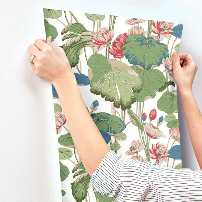 lotus-pond-wallpaper-cotton-peacock-york-wallcoverings-go8293