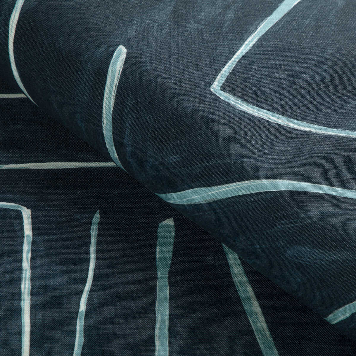 Graffito - Navy - LEE JOFA MODERN Fabric