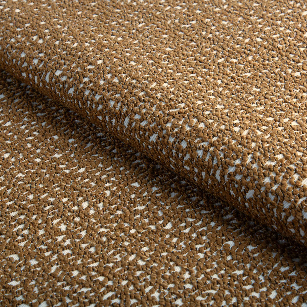 Serra - Tobacco - LEE JOFA MODERN Fabric