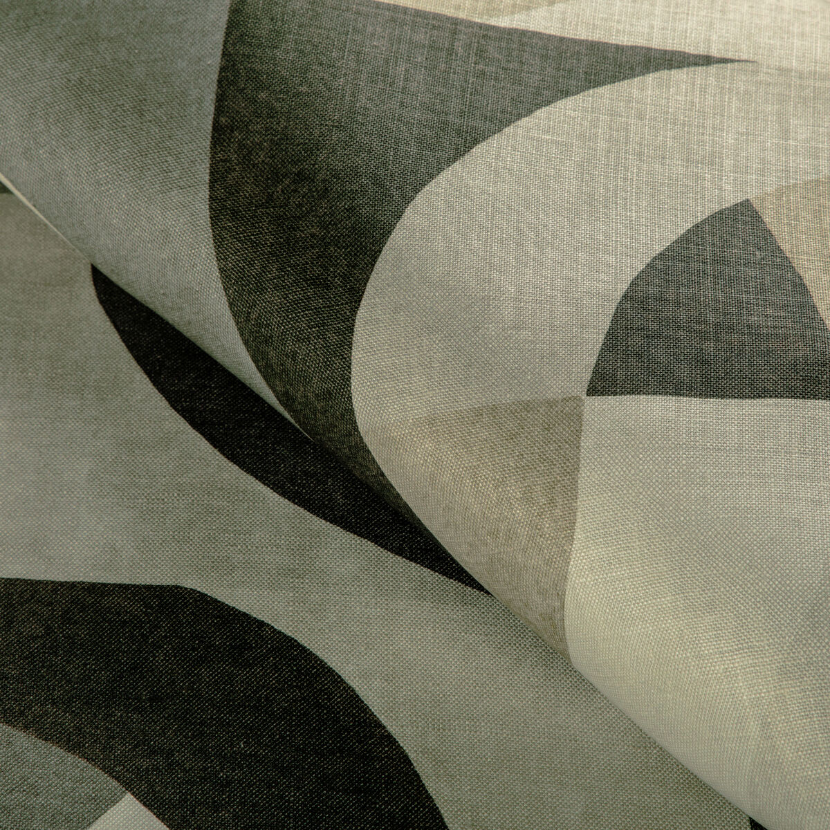 Colonnade - Onyx - Lee Jofa Modern Fabric
