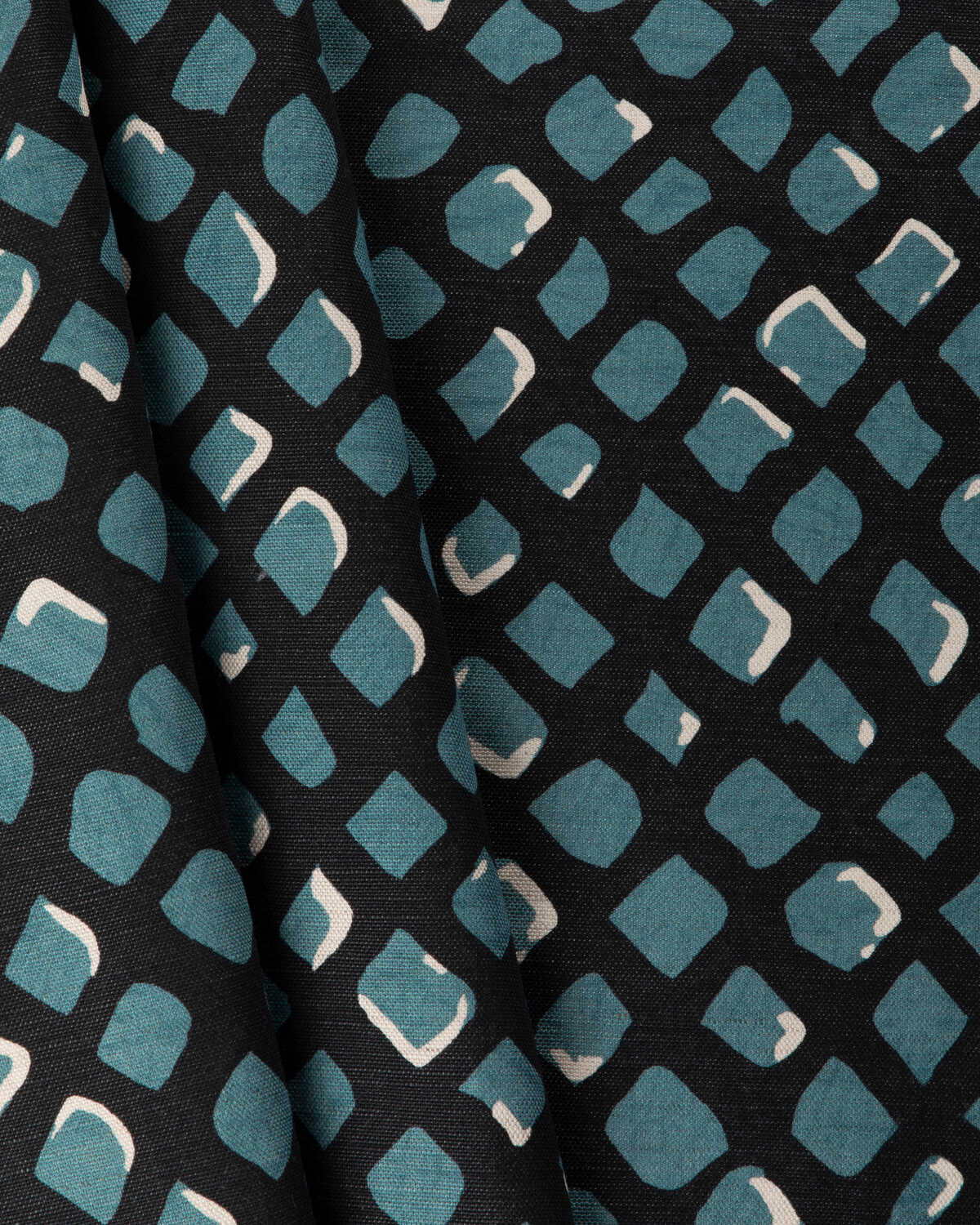 Lenox Print - Lake - LEE JOFA MODERN Fabric