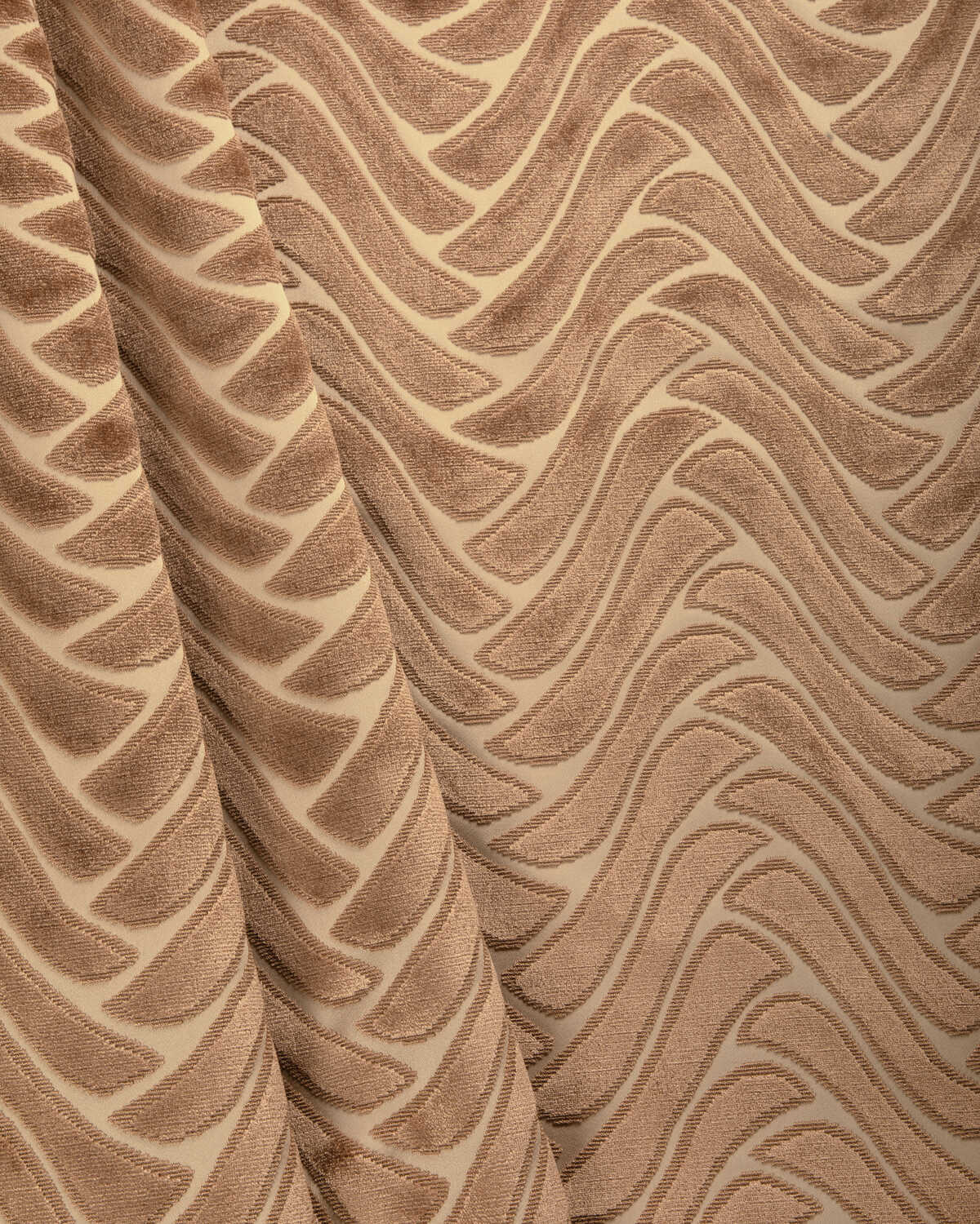 Crosby Velvet - Camel - LEE JOFA MODERN Fabric