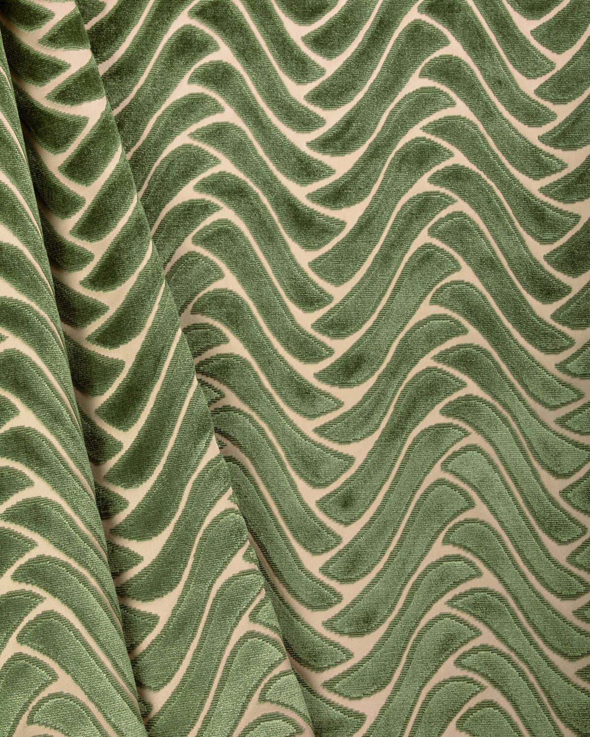 Crosby Velvet - Sage - LEE JOFA MODERN Fabric