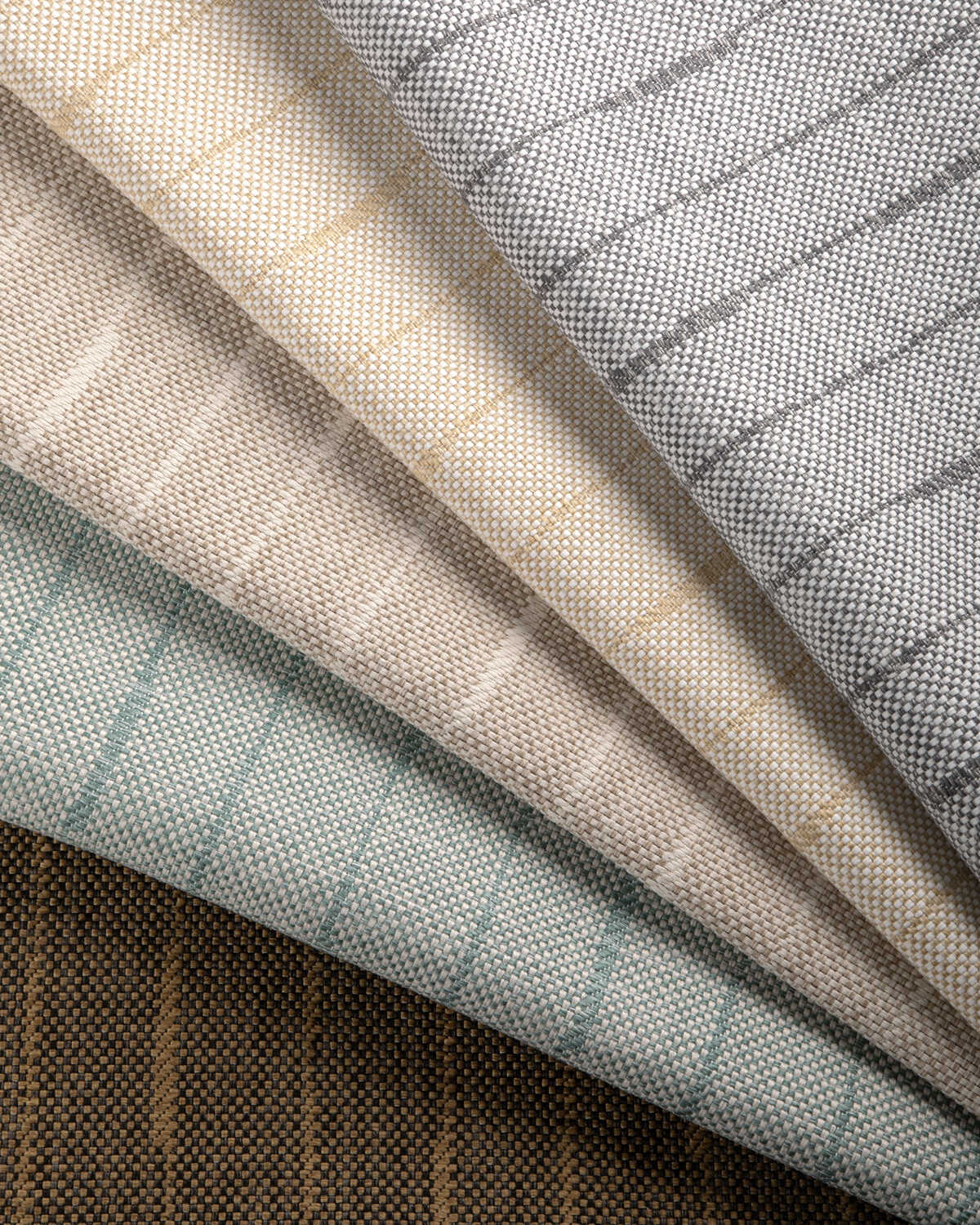 Stiro - Golden - LEE JOFA MODERN Fabric