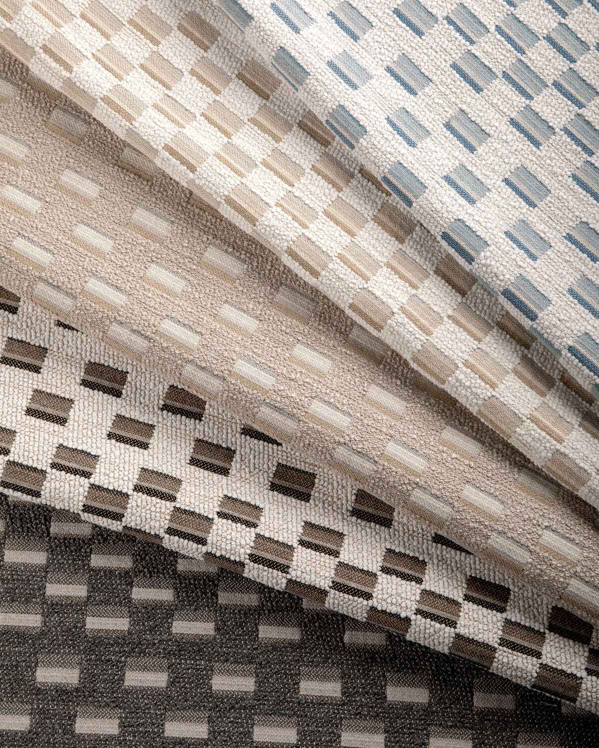Gwf3822510 Solano Sky Lee Jofa Modern Fabric - LEE JOFA MODERN Fabric