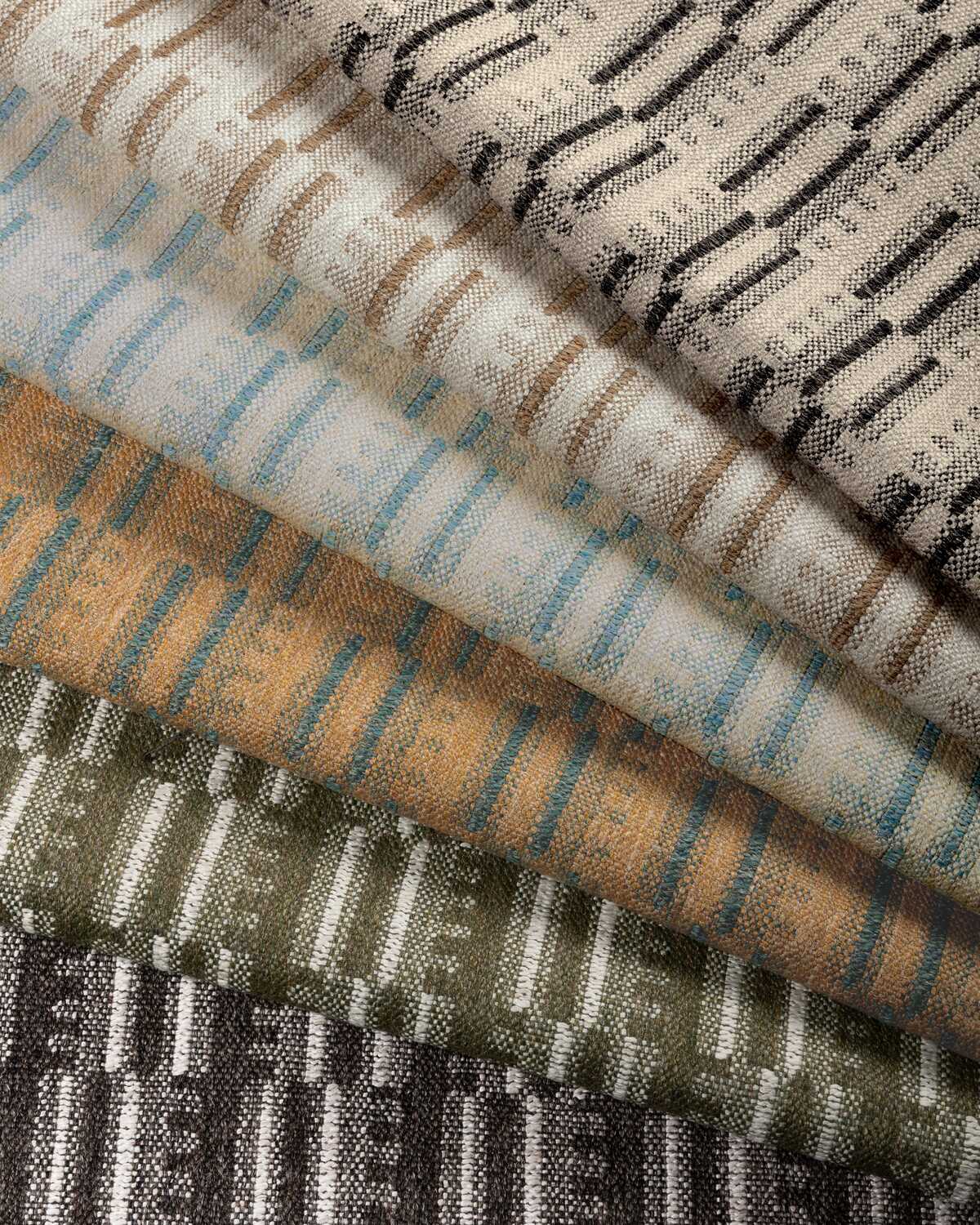 Stratum - Bone/Sandstone - LEE JOFA MODERN Fabric