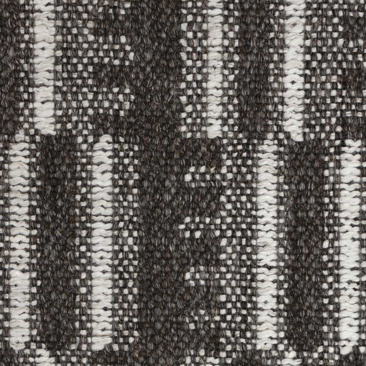 Stratum - Graphite/Pearl - LEE JOFA MODERN Fabric