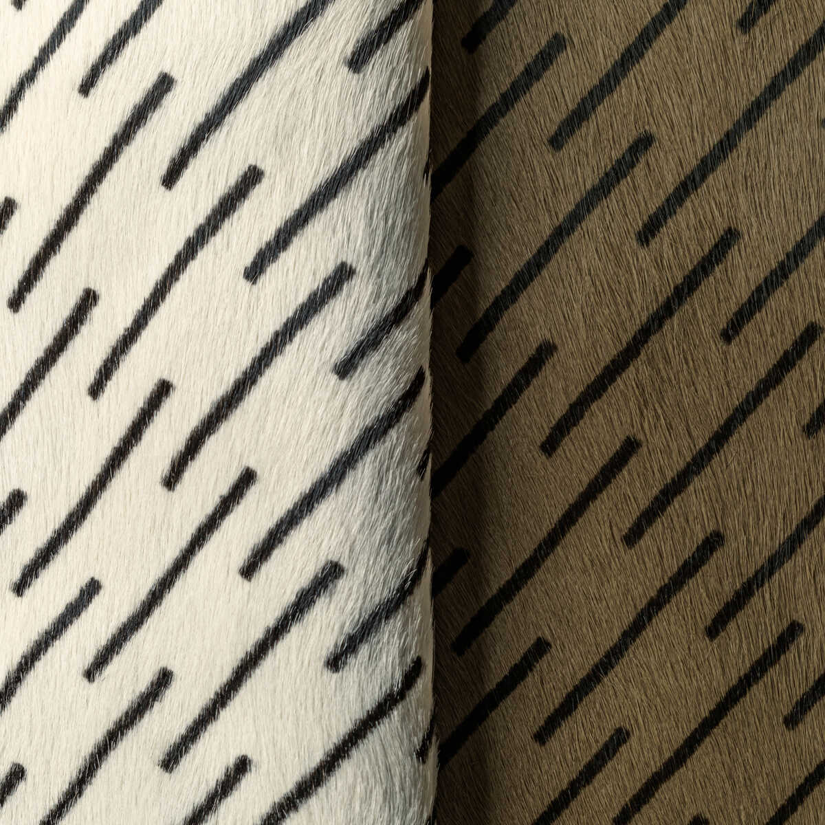 Pitch Hide - Ivory - LEE JOFA MODERN Fabric