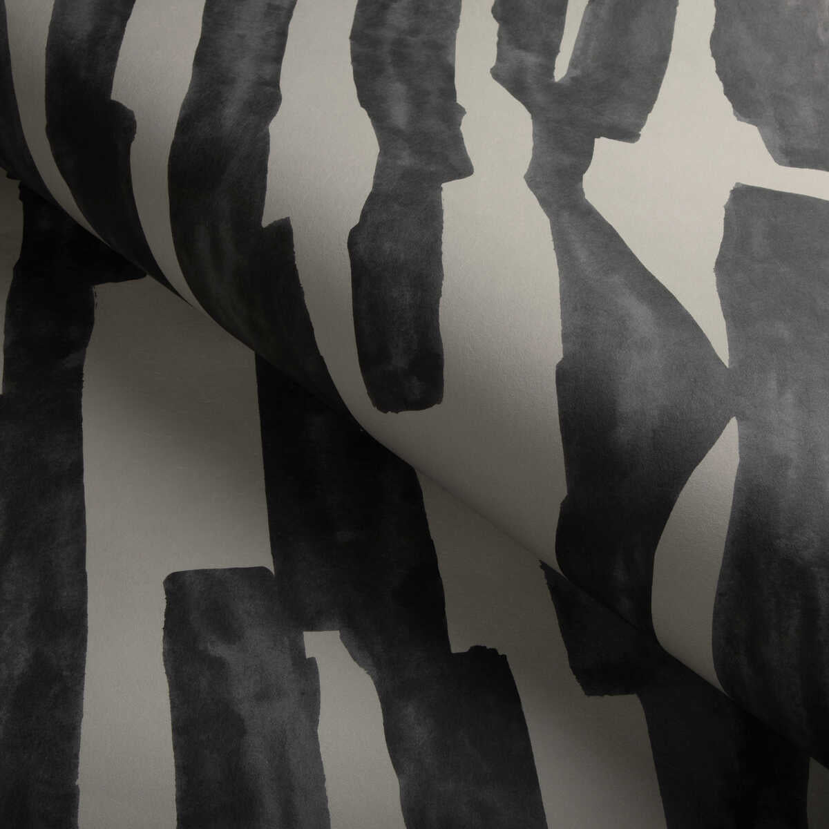 Intargia Paper - Raven - LEE JOFA MODERN Wallpaper