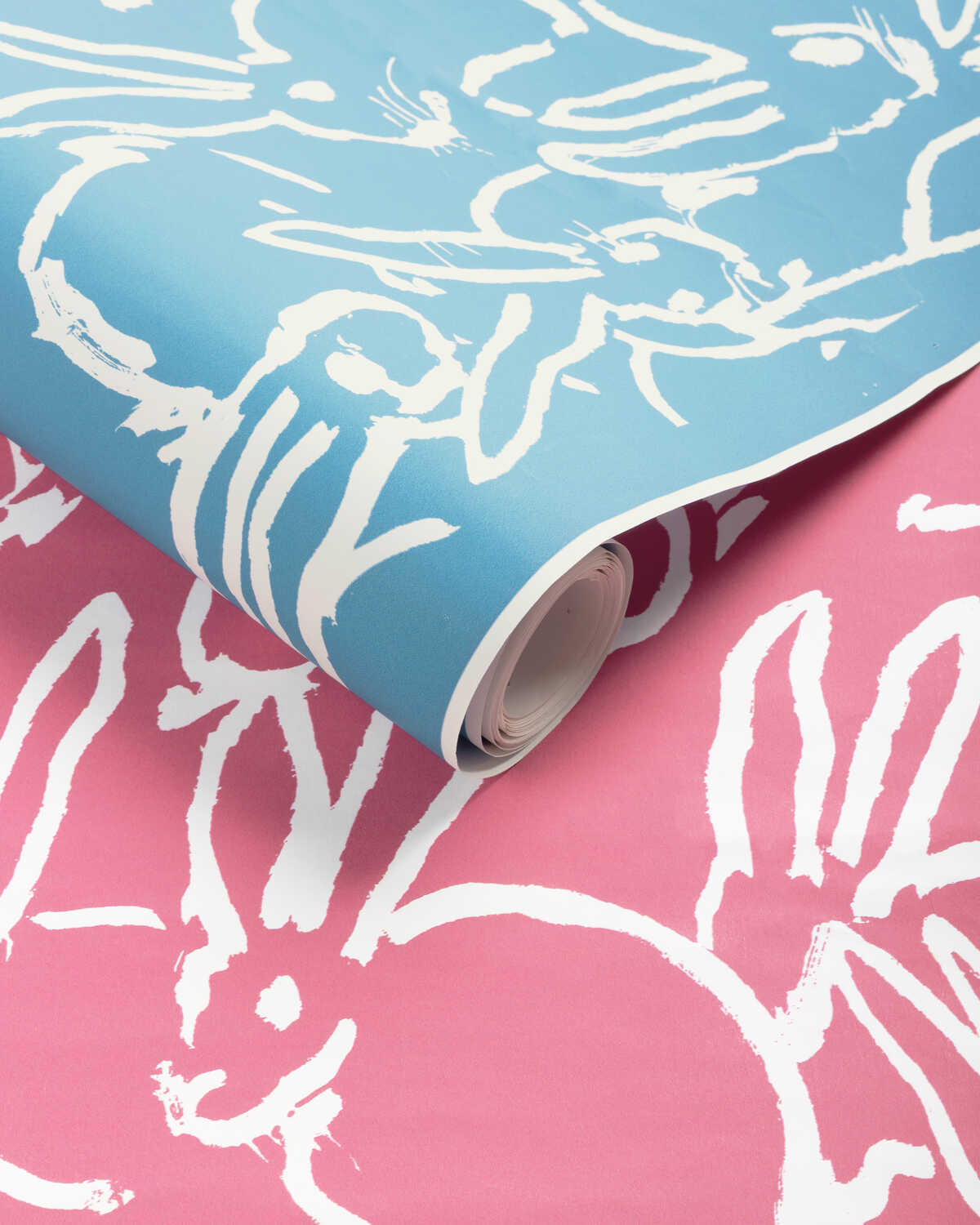 Hutch Ombre Paper - Blue - LEE JOFA MODERN Wallpaper