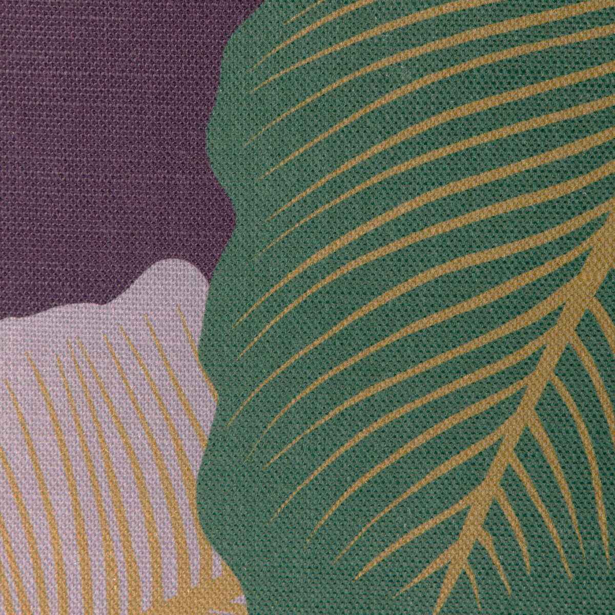 Islaroyal3100 Isla Royal Berry Kravet Couture Fabric - KRAVET COUTURE Fabric