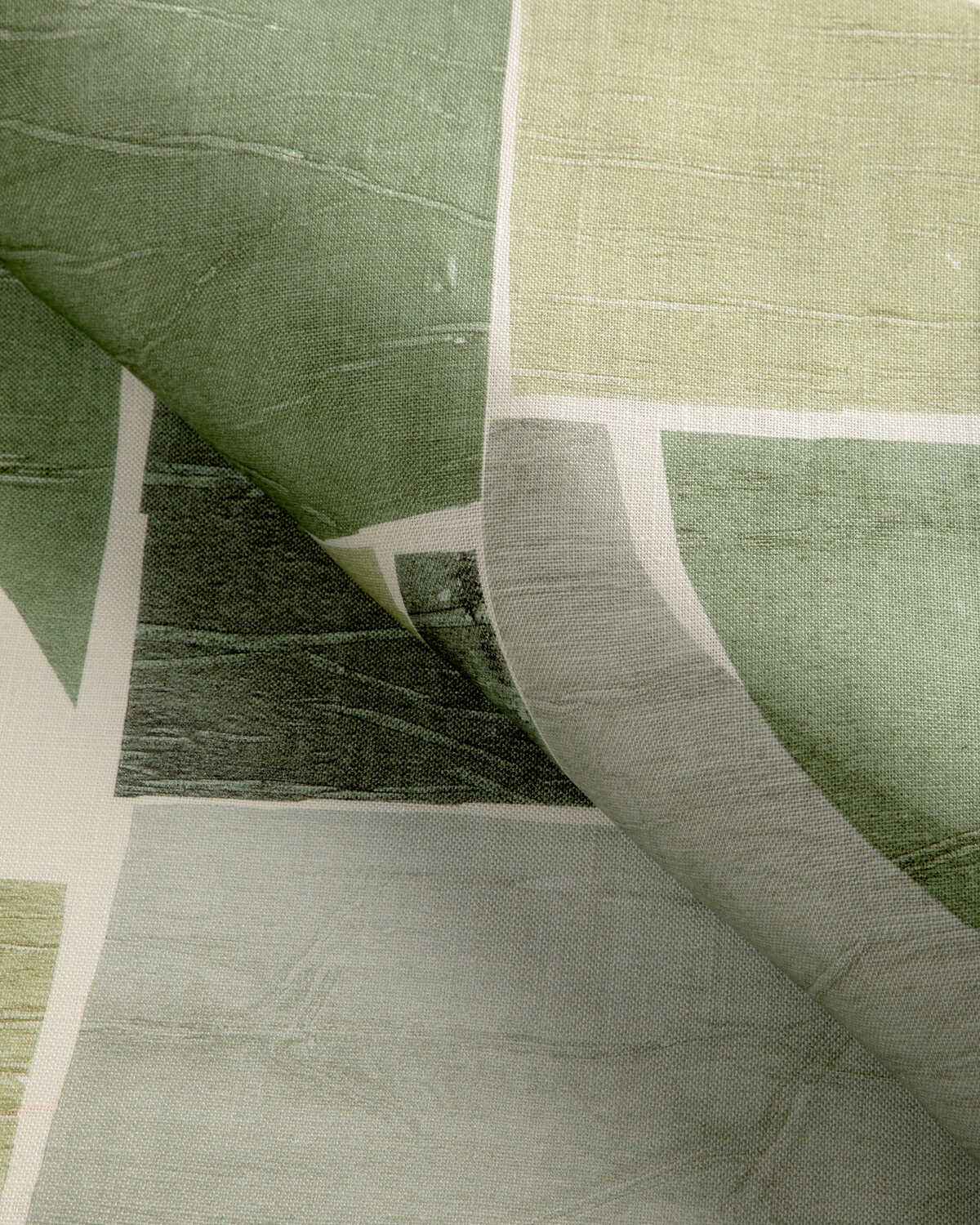 Niko-Print-Leaf-Kravet-Couture-Fabric - KRAVET COUTURE Fabric