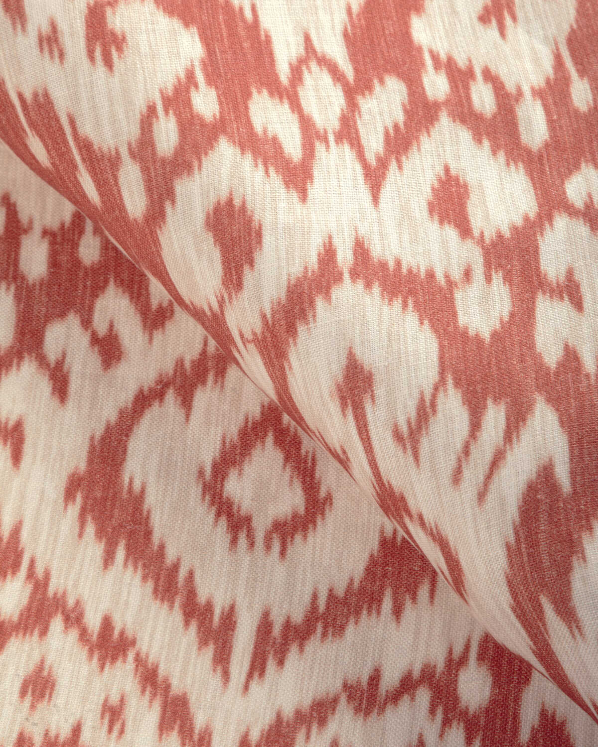 Ocean Isle - Carmine - KRAVET DESIGN Fabric