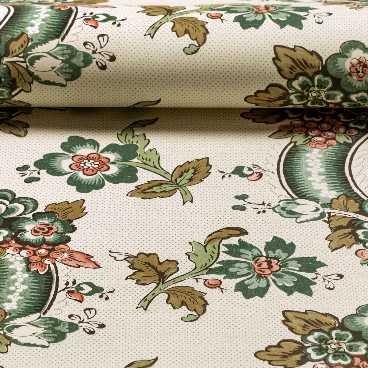 Benday-Paper-Green-Rose-Lee-Jofa-Wallpaper - LEE JOFA Wallpaper