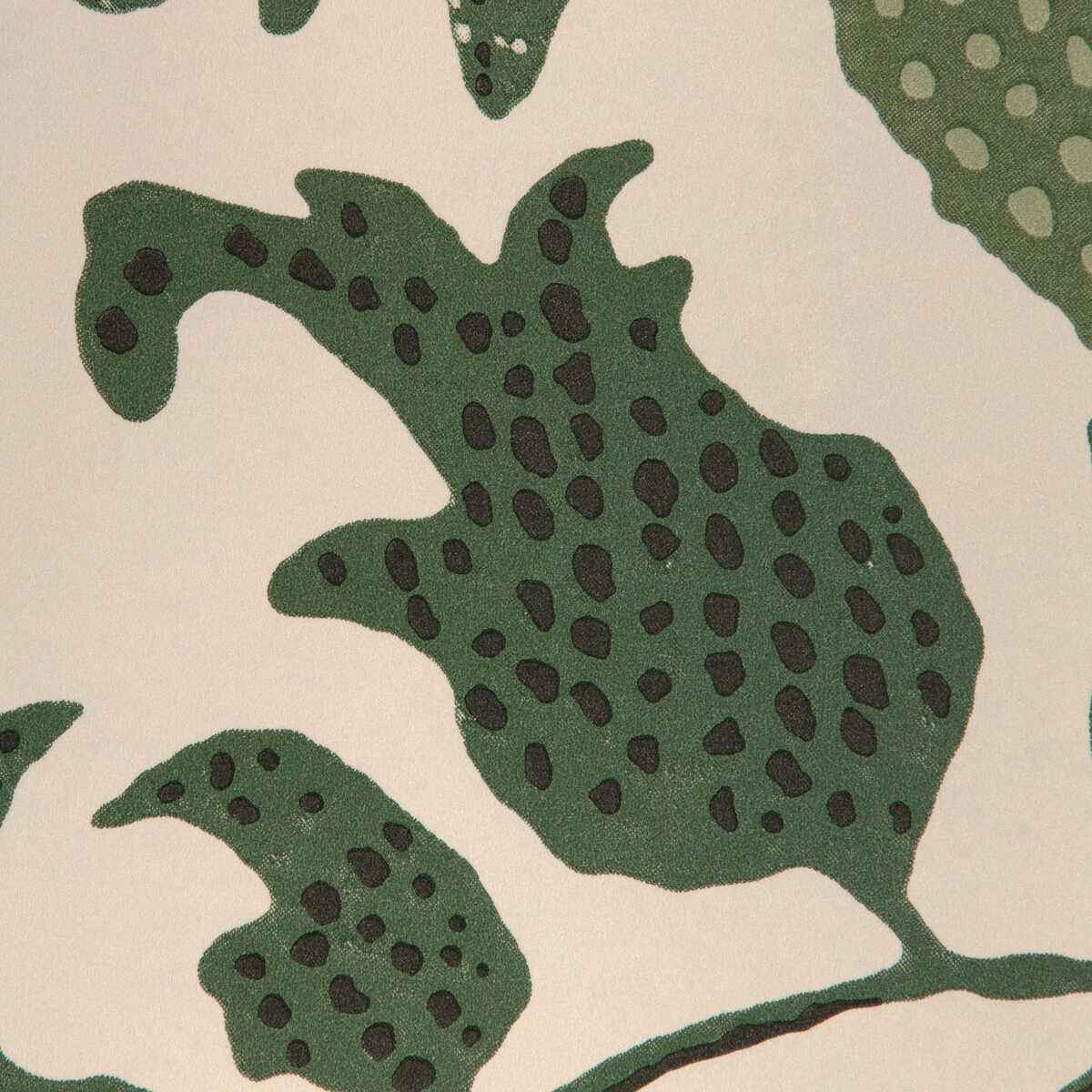 Eldora-Juniper-Leaf-Lee-Jofa-Wallpaper - LEE JOFA Wallpaper