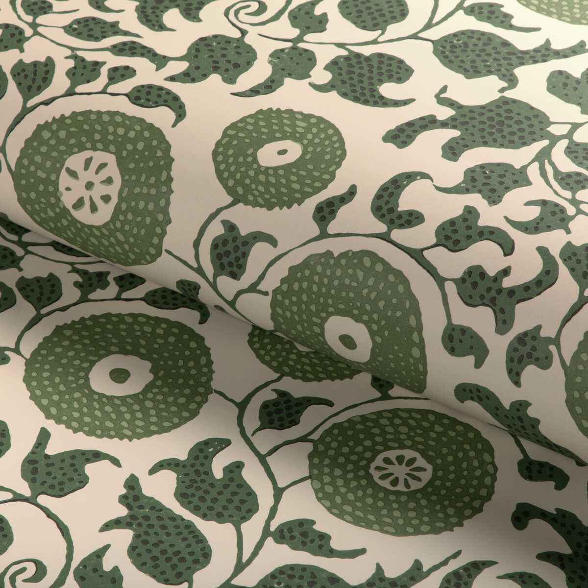 Eldora-Juniper-Leaf-Lee-Jofa-Wallpaper - LEE JOFA Wallpaper
