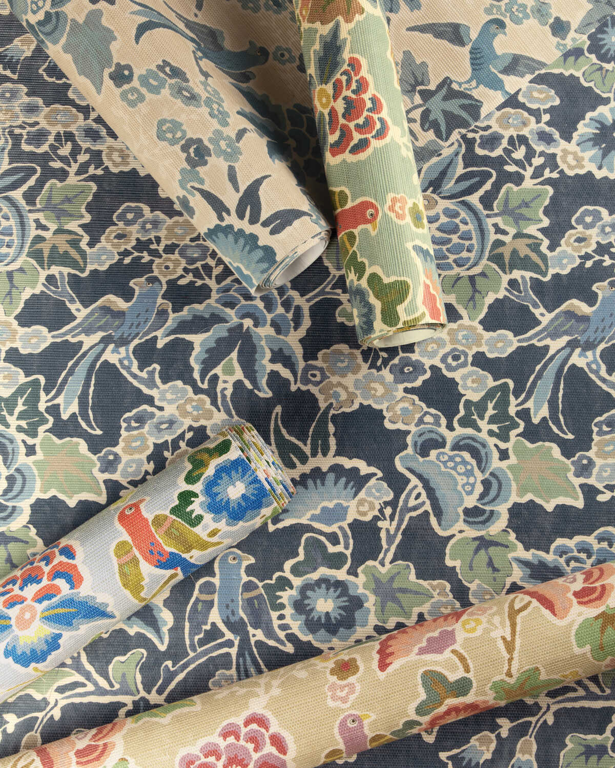 Posy Paper - Denim/Slate - LEE JOFA Wallpaper