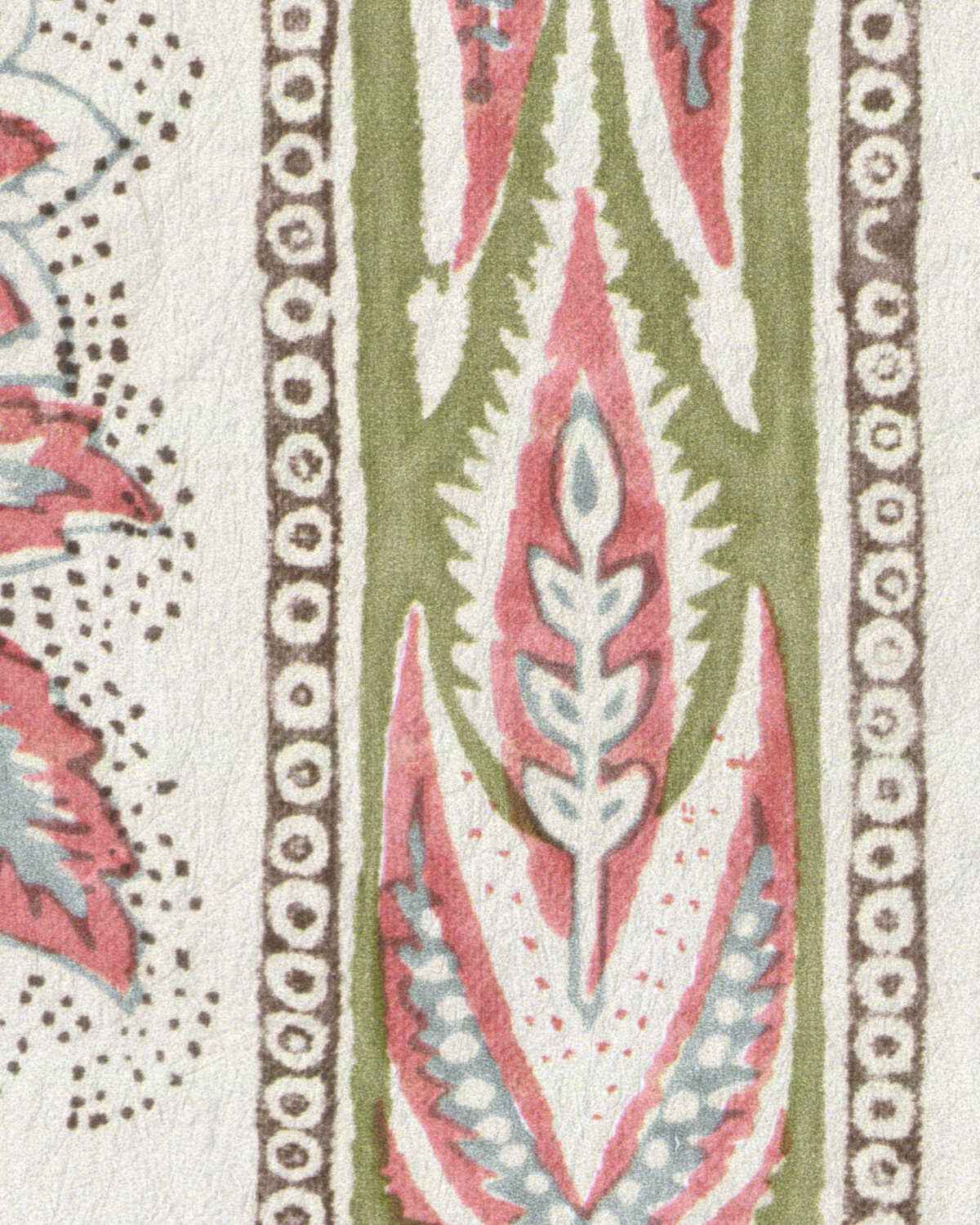 Margaux-Paper-Coral-Lee-Jofa-Wallpaper - LEE JOFA Wallpaper