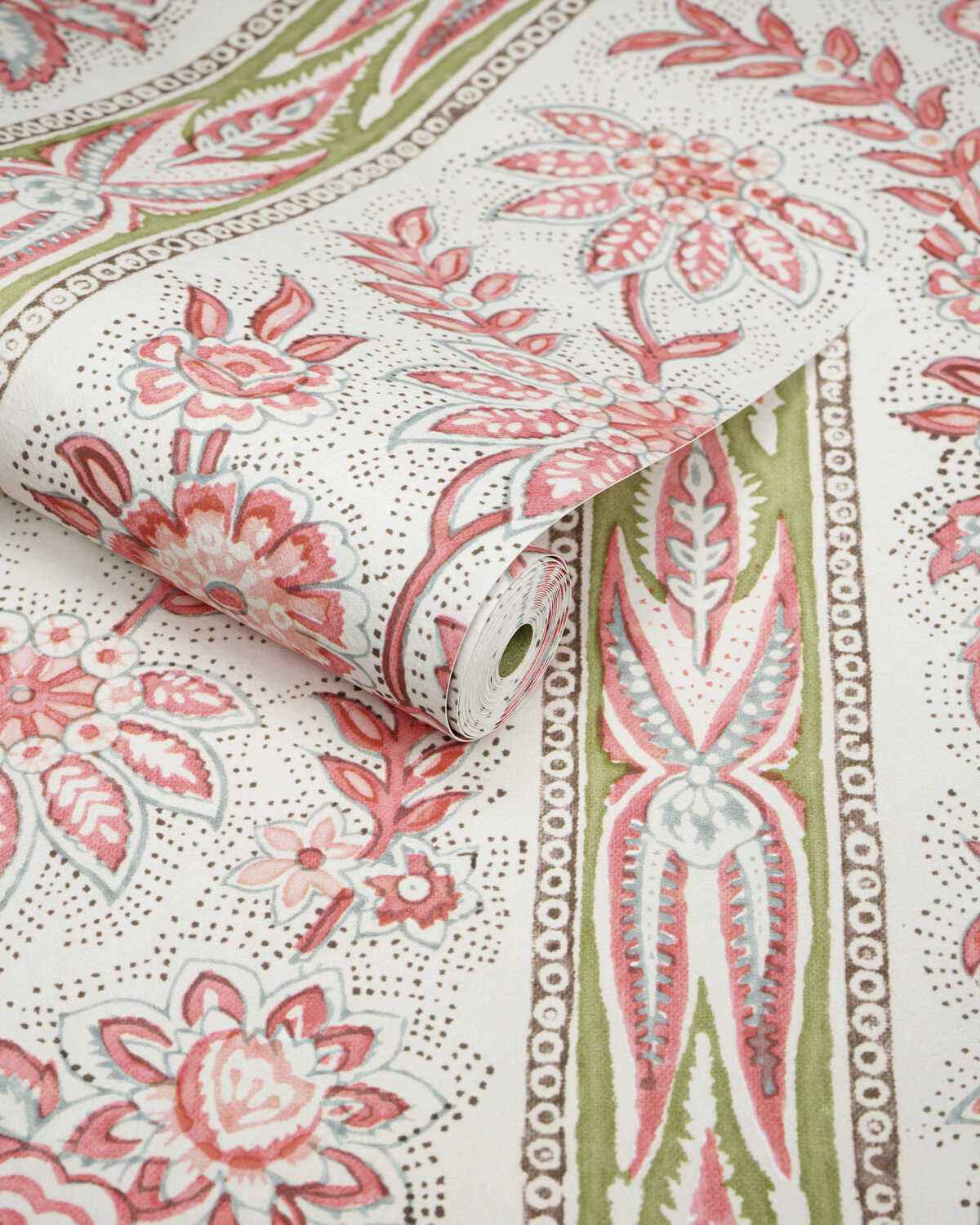 Margaux-Paper-Coral-Lee-Jofa-Wallpaper - LEE JOFA Wallpaper