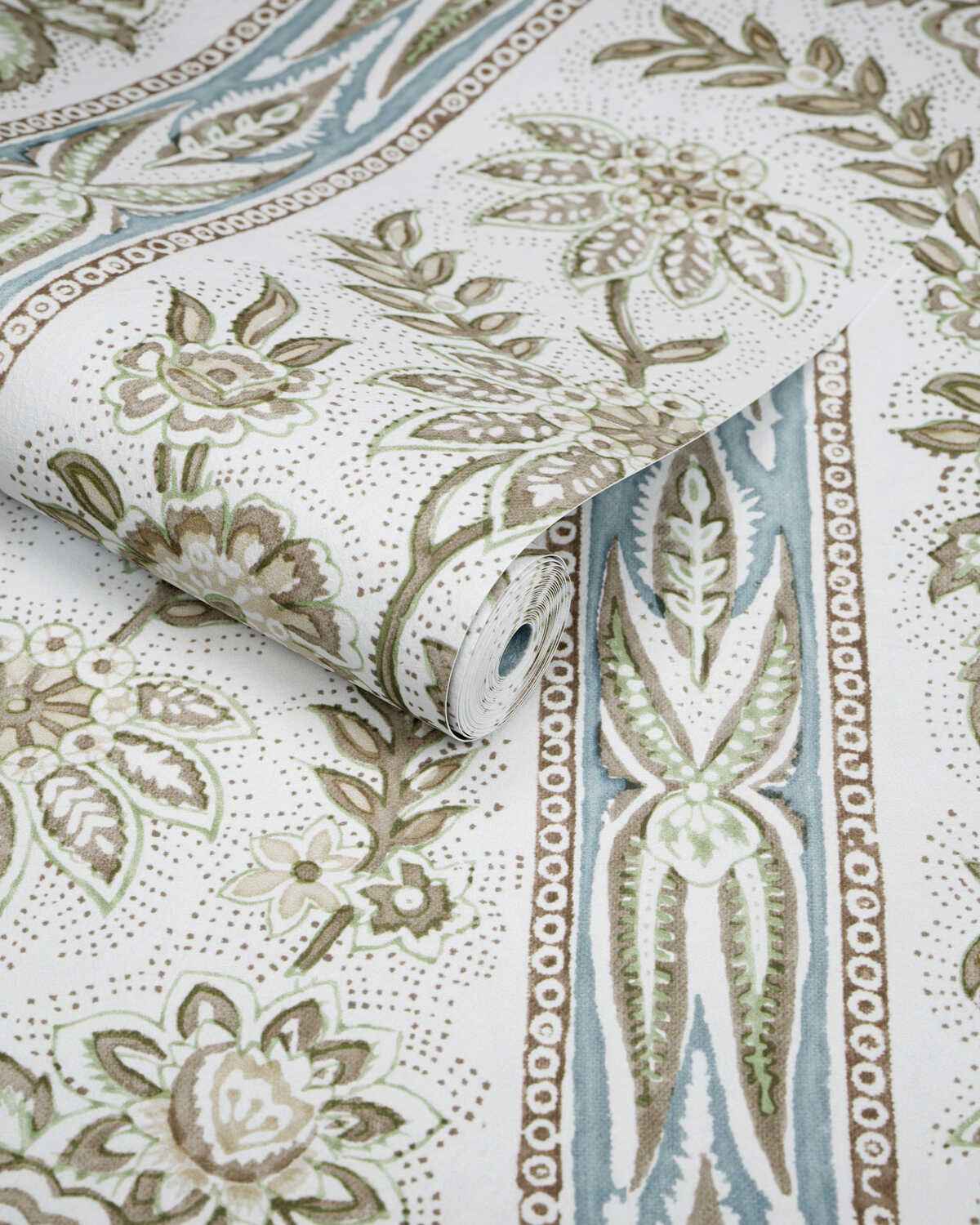 Margaux-Paper-Moss-Lee-Jofa-Wallpaper - LEE JOFA Wallpaper