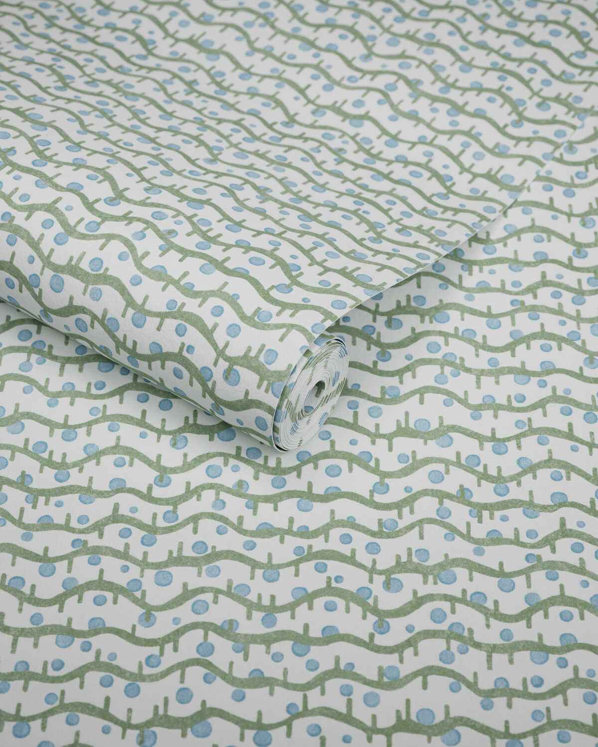 Seedling-Paper-Leaf-Lee-Jofa-Wallpaper - LEE JOFA Wallpaper