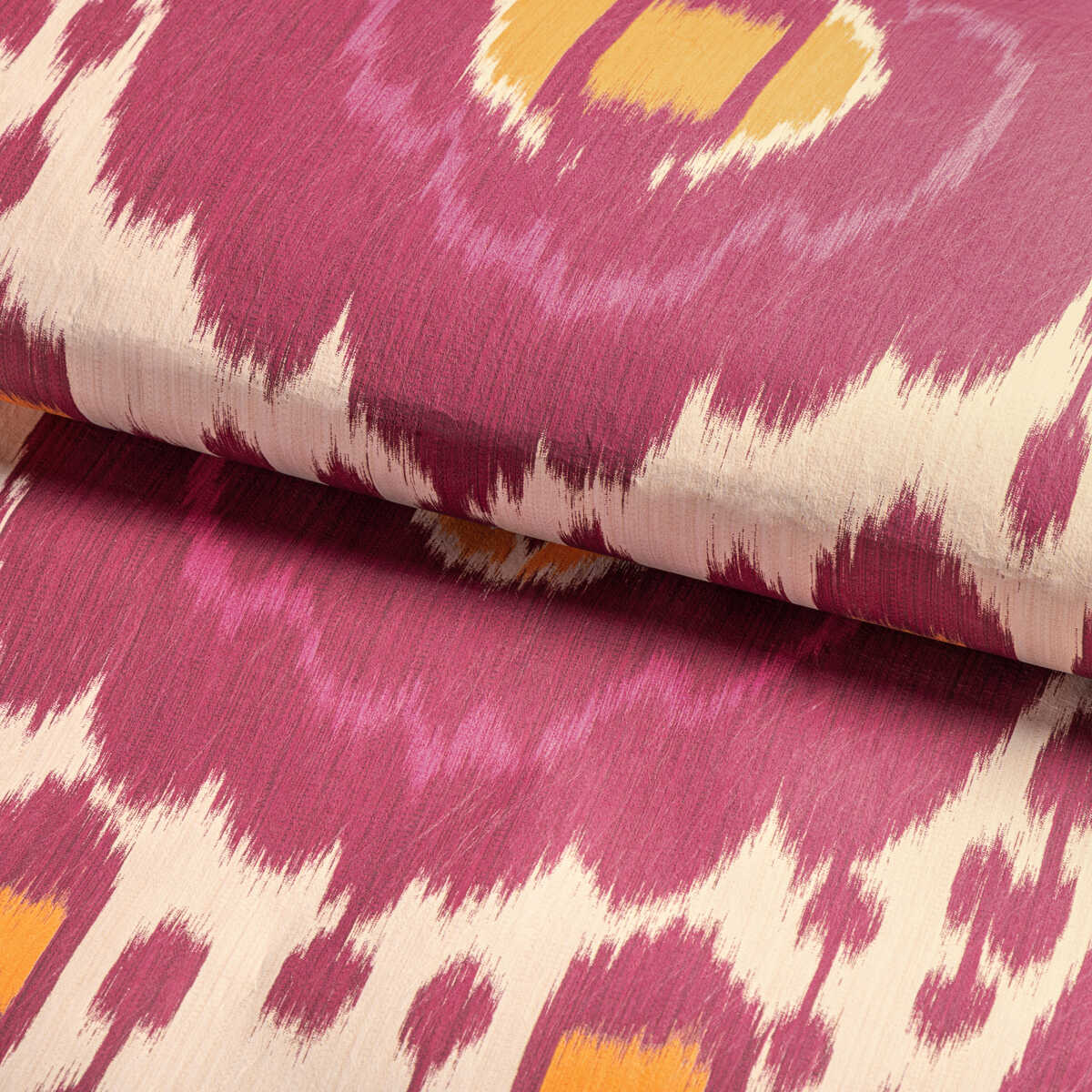 Mayenne - Cerise - BRUNSCHWIG & FILS Wallpaper