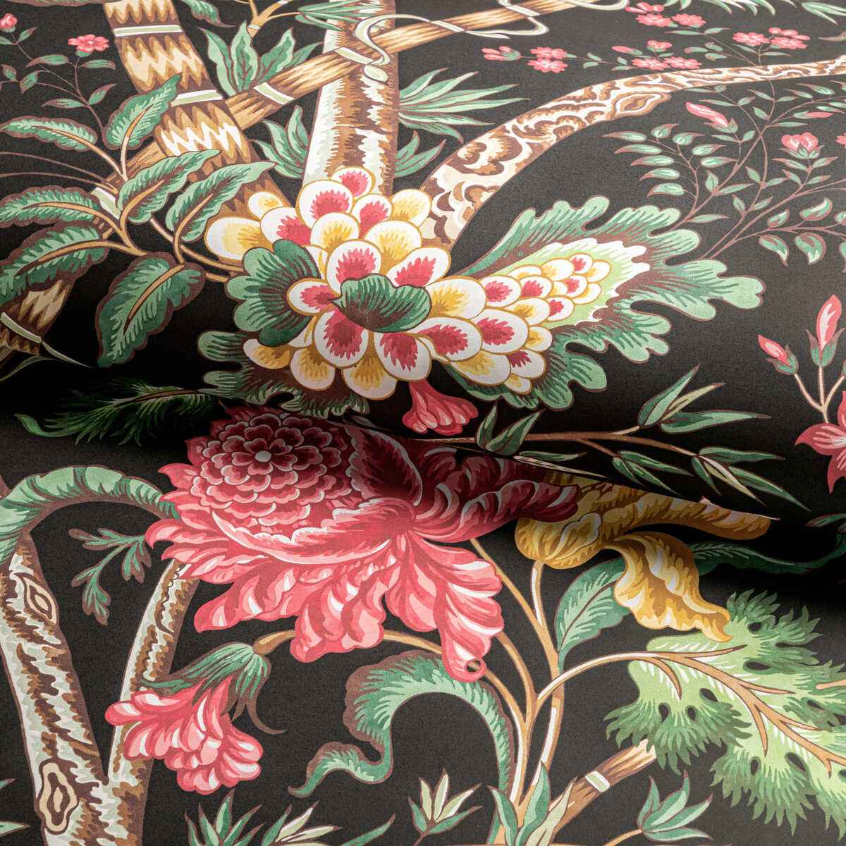 Luberon-Noir-Multi-Brunschwig-Fils-Wallpaper - BRUNSCHWIG & FILS Wallpaper