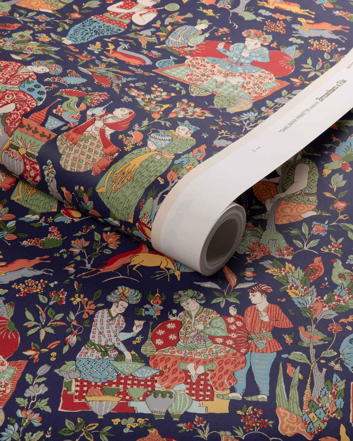 Shalimar-Navy-Red-Brunschwig-Fils-Wallpaper - BRUNSCHWIG & FILS Wallpaper