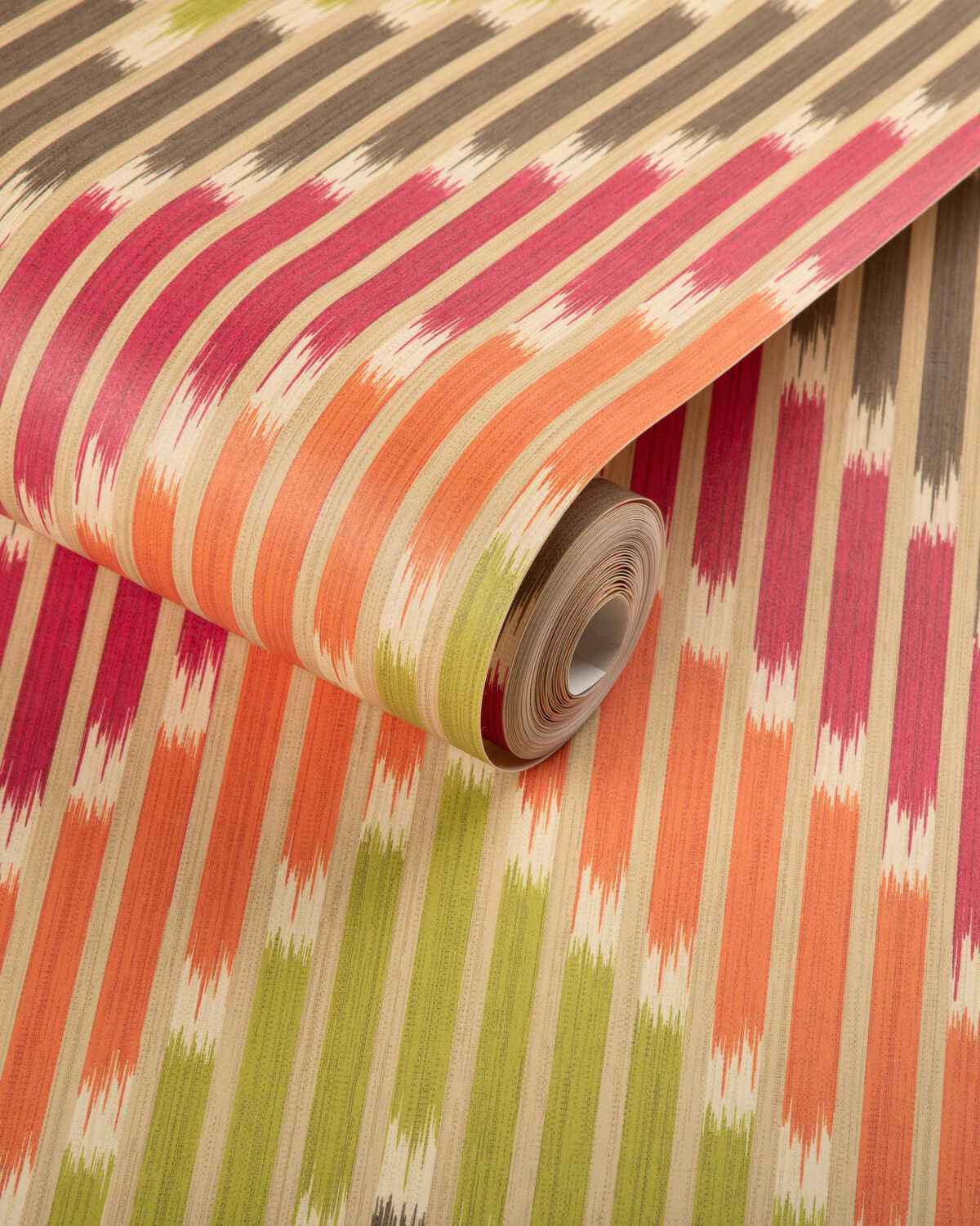 Cascade-Berry-Leaf-Brunschwig-Fils-Wallpaper - BRUNSCHWIG & FILS Wallpaper
