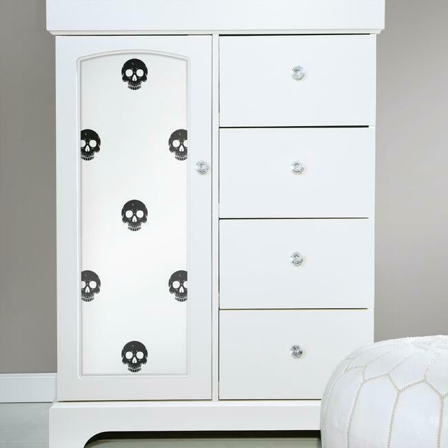 disney-cruella-glamour-skulls-peel-stick-wallpaper-black-york-wallcoverings-rmk12122rl