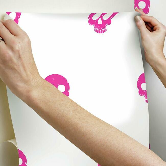 disney-cruella-glamour-skulls-peel-stick-wallpaper-pink-york-wallcoverings-rmk12123rl