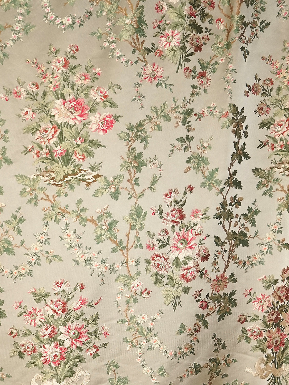 La Belle Jardiniere - Cream Rose