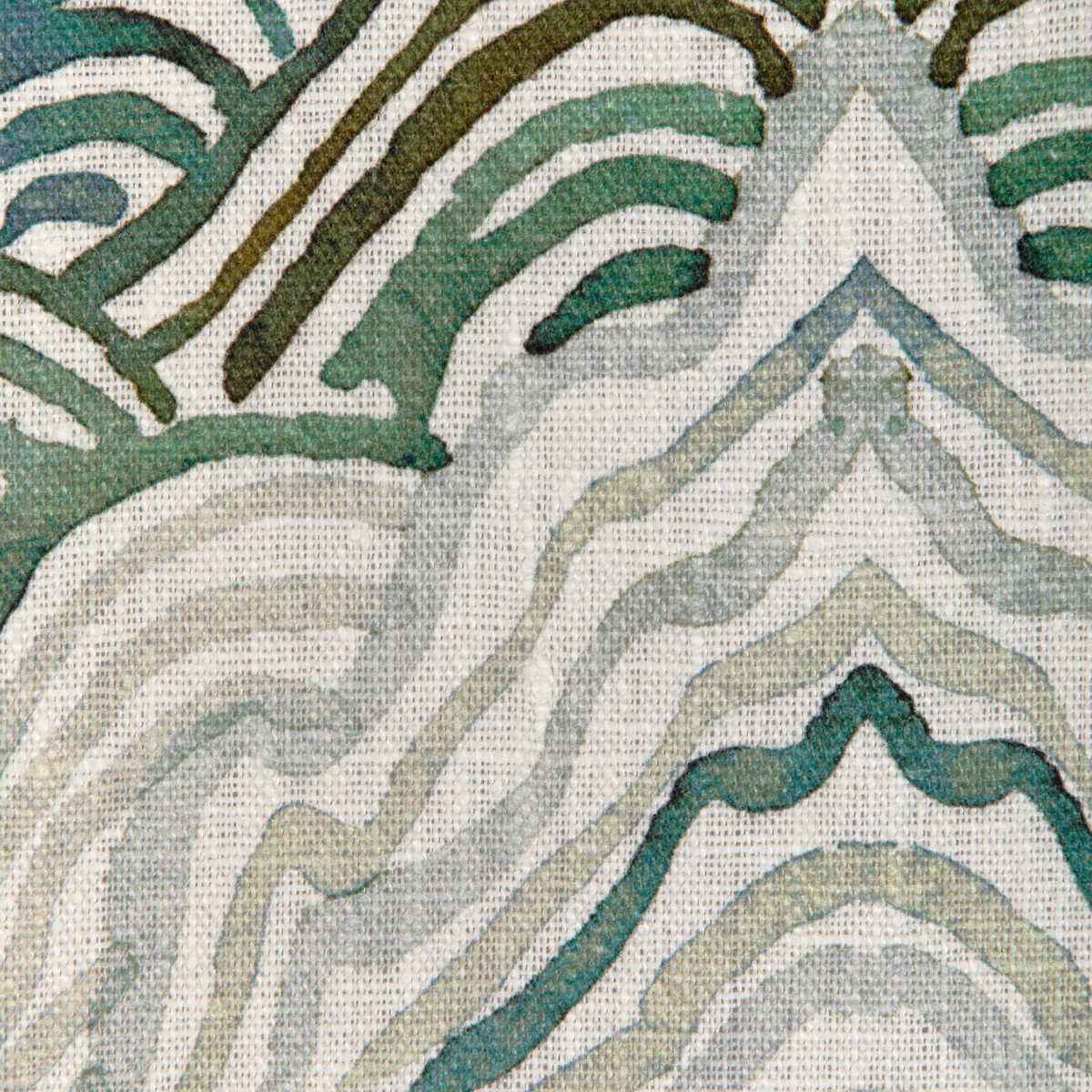 Shangri-La-Verde-Kravet-Couture-Fabric - KRAVET COUTURE Fabric