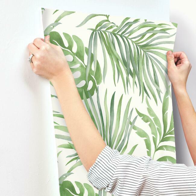paradise-palm-wallpaper-green-york-wallcoverings-so2450