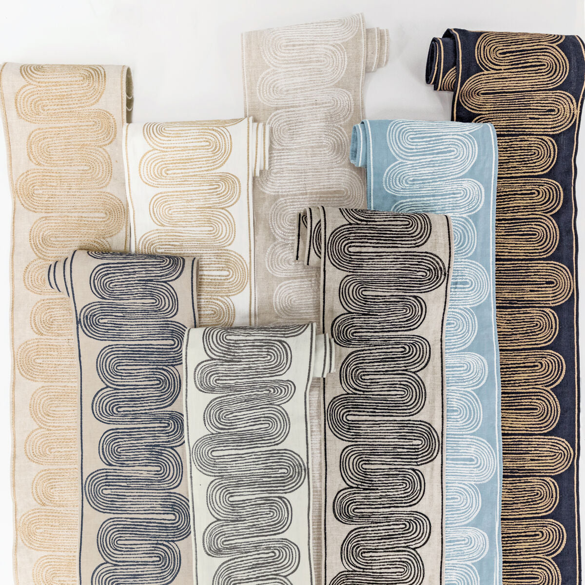 Ischia Tape - Noir - Kravet Couture Trim