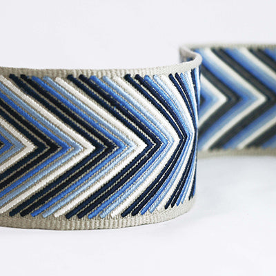 corniche-chevron-braid-navyultramarine-osborne-little-t704-03